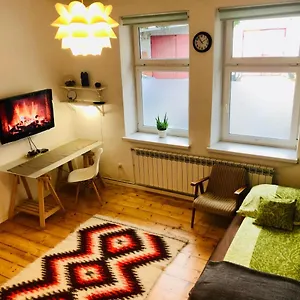 https://apartment-in-ivy-covered-house-near-old-town.krakowhotelspoland.com